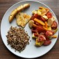 Halibut s pečenou zeleninou a pohankou